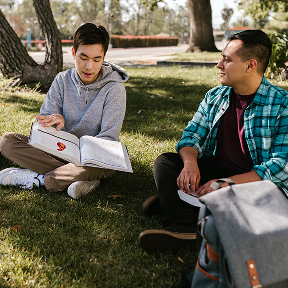 9 Tips for Incoming Freshman – Bedly Comfort Products